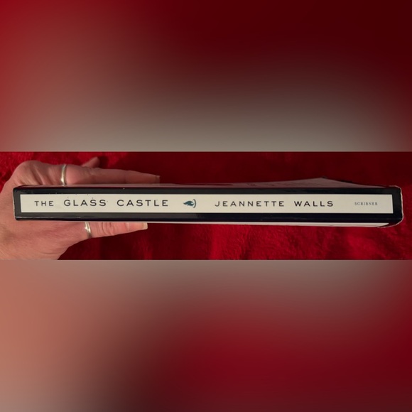 Glass Castle Paperback Book Best Seller Awesome Book Better Than The Movie GREAT - Picture 8 of 9